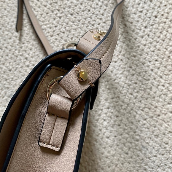 Zara cross body bag, perfect size for on the go - Picture 6 of 8